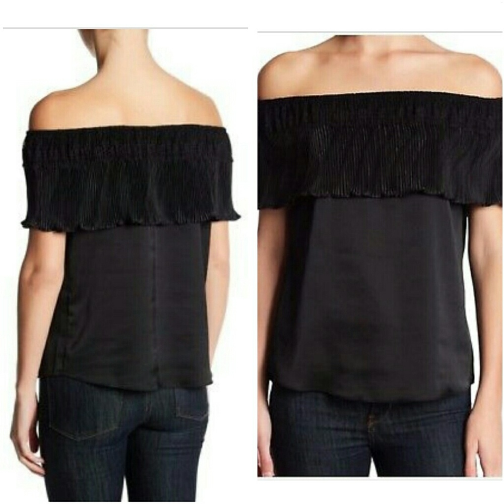 45. Socialite Black Off The‎ Shoulder Micro Pleat Top